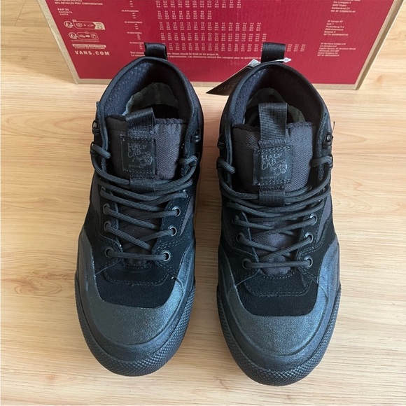 VANS Mte Half Cab Gore-tex Shoes
Black Women 8.5 US Mens 7.0US - Picture 7 of 14